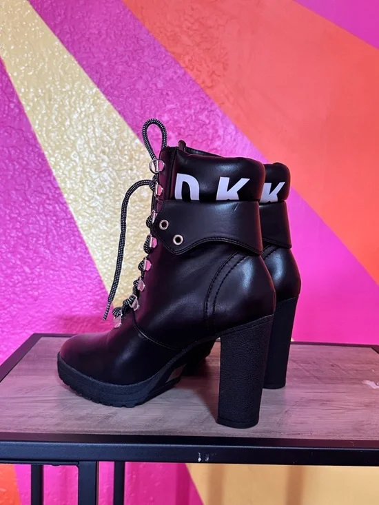 DKNY Black Leather Lace-Up Ankle High Heeled Boots Women's 6.5 - Picture 4 of 14